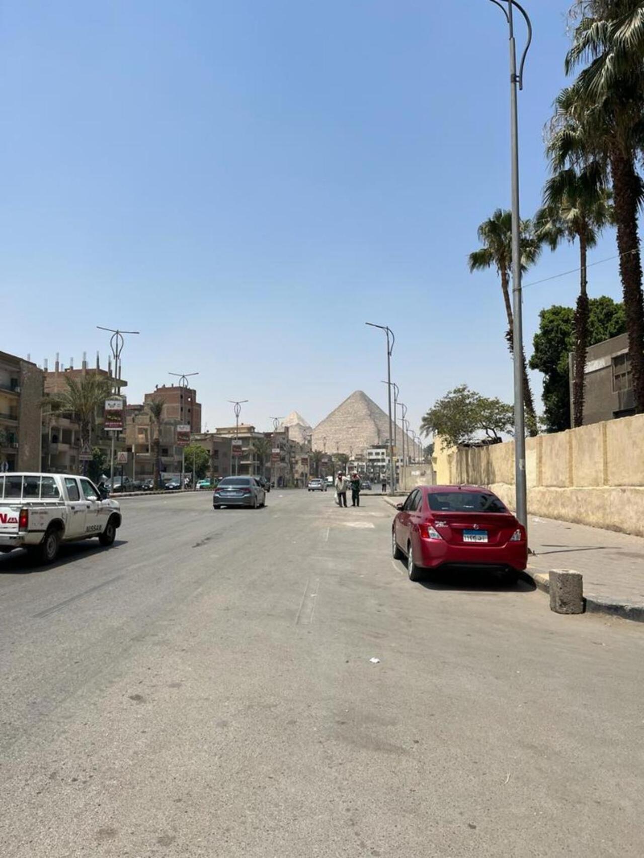 Rotana Pyramids View Hostel Nazlet el-Sisi ภายนอก รูปภาพ