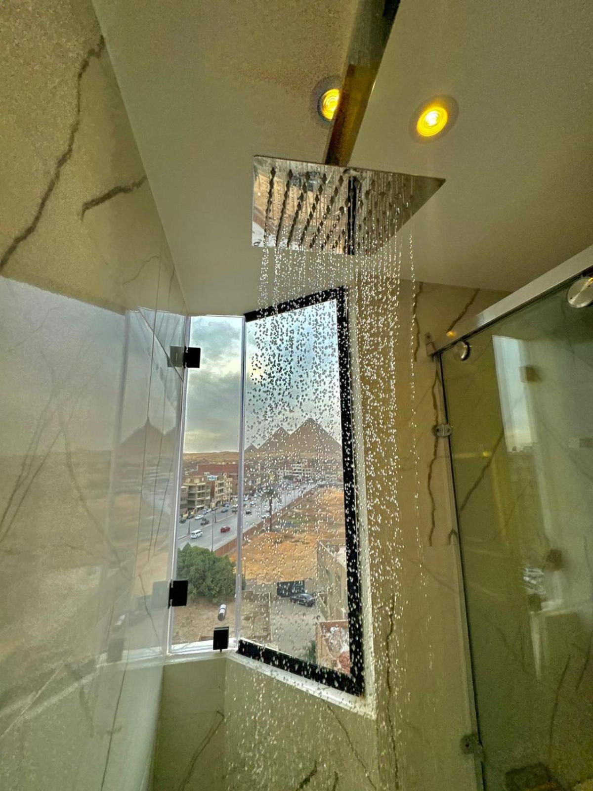 Rotana Pyramids View Hostel Nazlet el-Sisi ภายนอก รูปภาพ