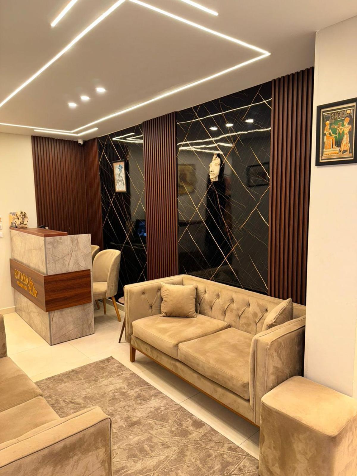 Rotana Pyramids View Hostel Nazlet el-Sisi ภายนอก รูปภาพ