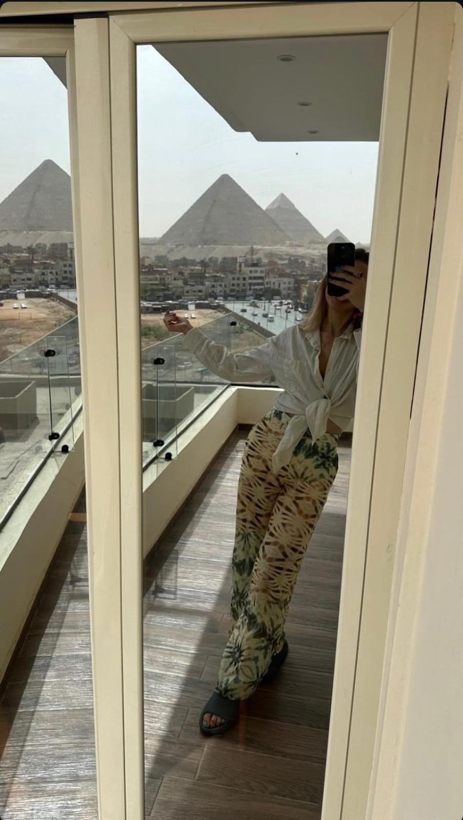 Rotana Pyramids View Hostel Nazlet el-Sisi ภายนอก รูปภาพ