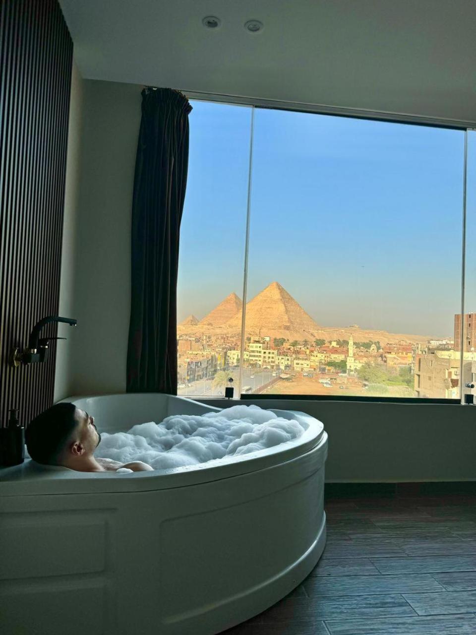 Rotana Pyramids View Hostel Nazlet el-Sisi ภายนอก รูปภาพ